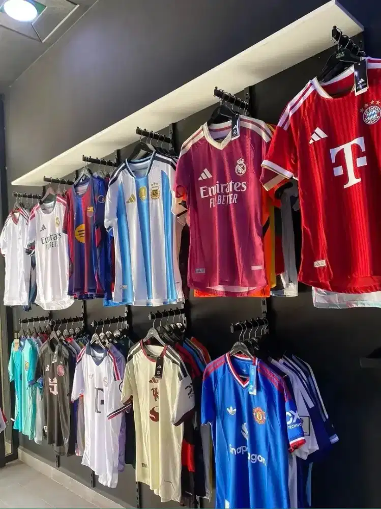 Jersey bola baru