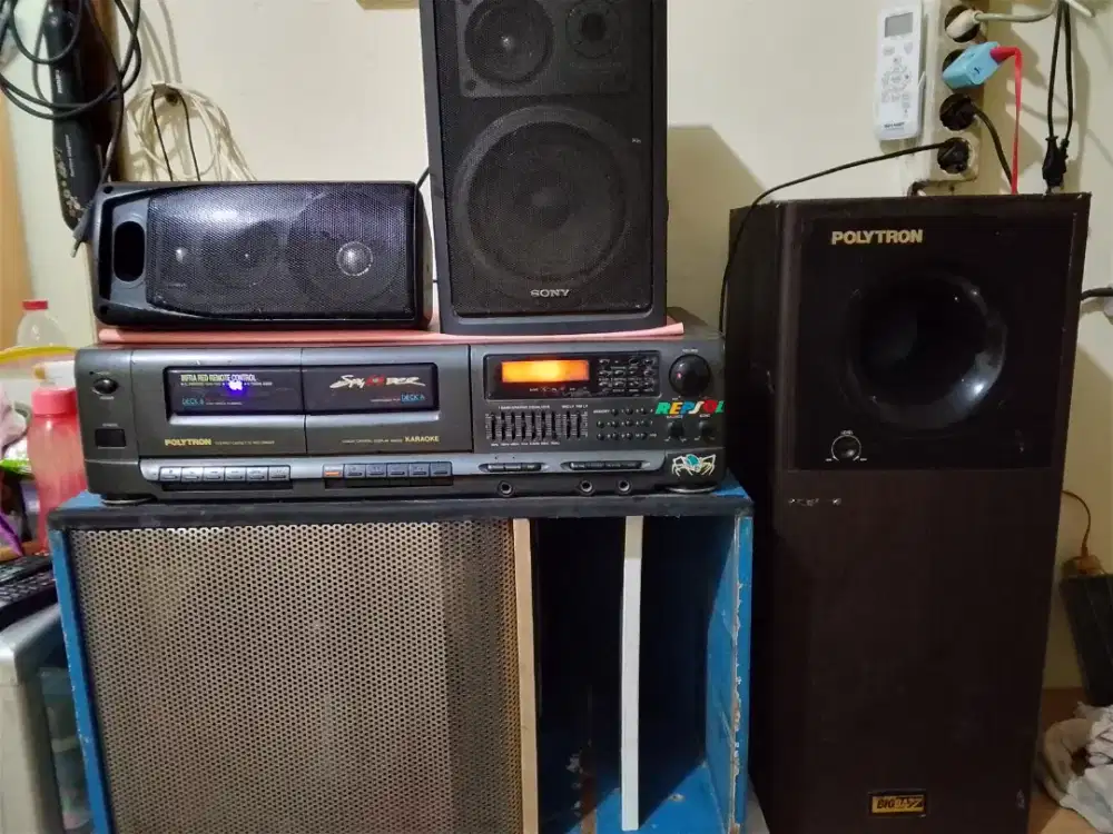 Subwoofer Polytron PSW500C dan tape Bigband