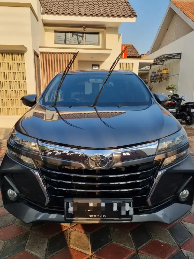 Toyota Avanza 1.3 G MT 2021 abu-abu metalik