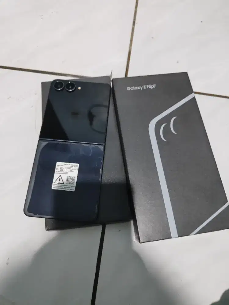 Samsung z flip 7 ram 12/512 gb second sein