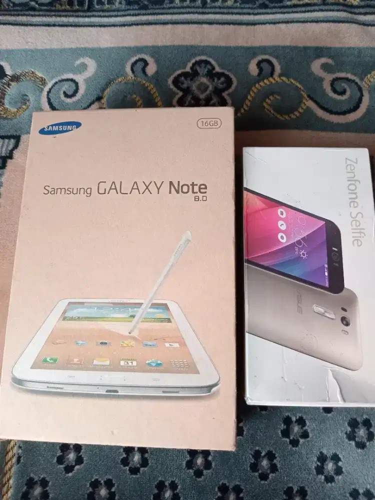 Samsung GT N5100 dan Asus zenfone selfi ZD551KL