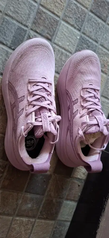 Asics Gel Nimbus 27 uk 40