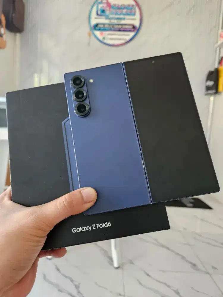 Samsung Z Fold 6 256gb Navy Ex.SEIN (-minus layar dalam)