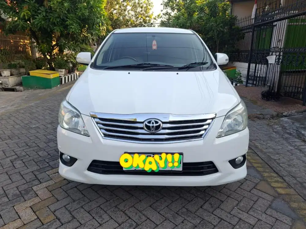 Toyota Kijang Innova V Bensin matic 2012
