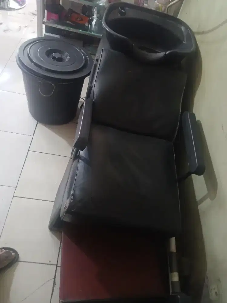 Kursi keramas salon