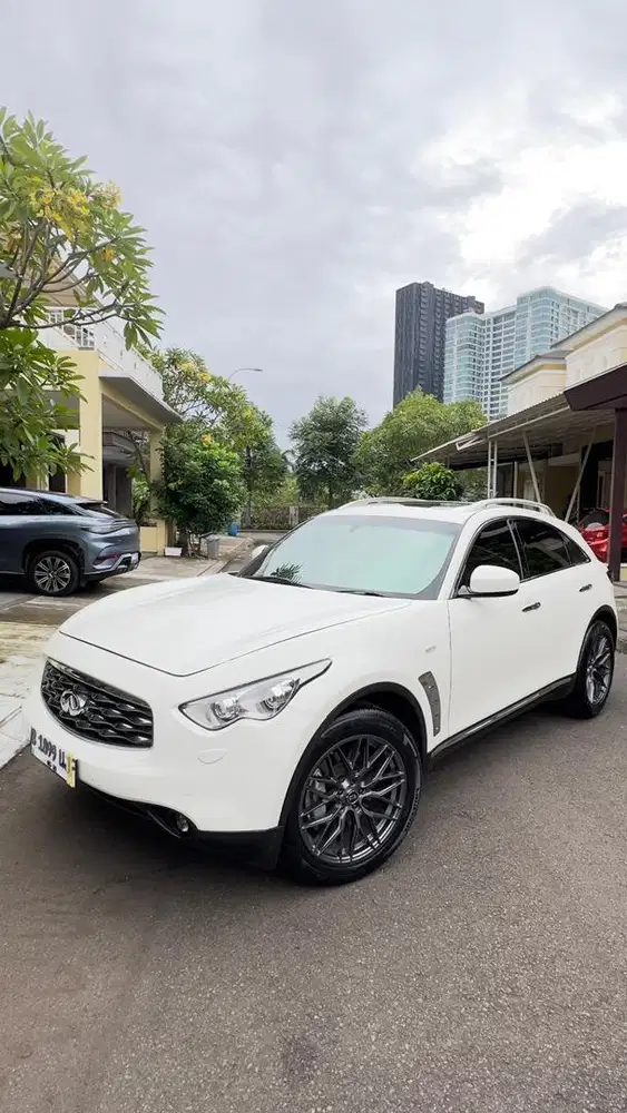 Infiniti FX37 full original