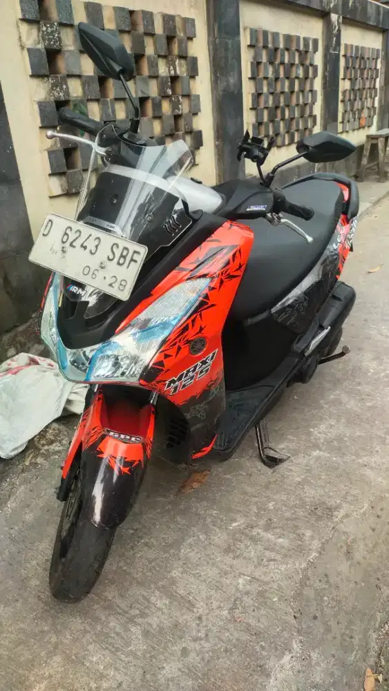 Lexi 125 rasa aerox