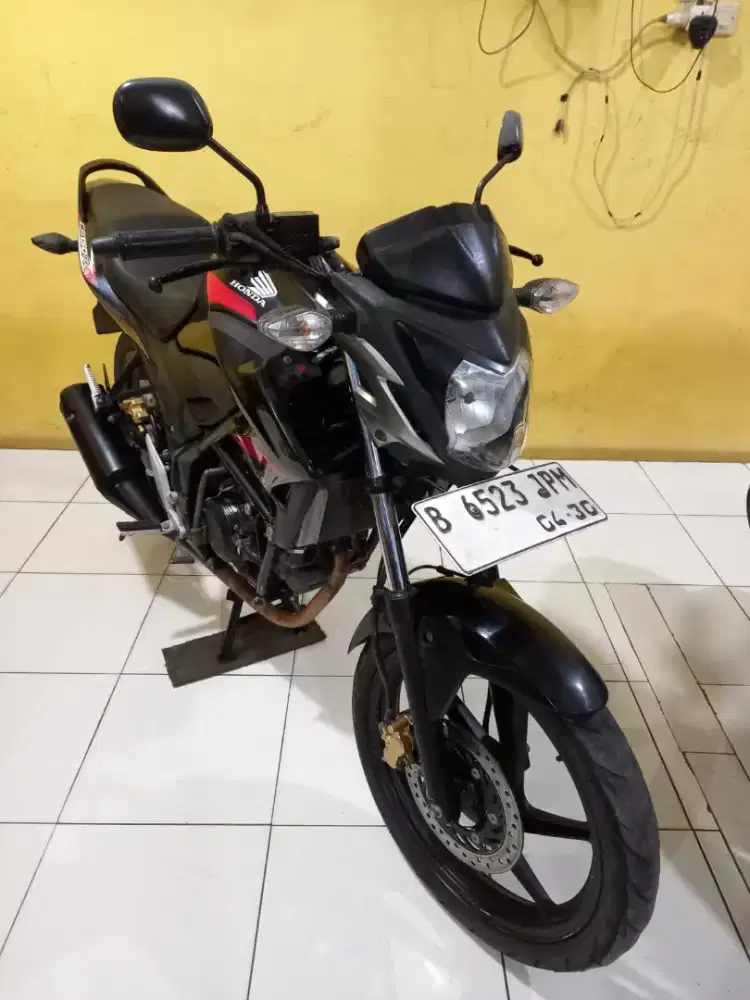 Honda cb150r 2014 sehat