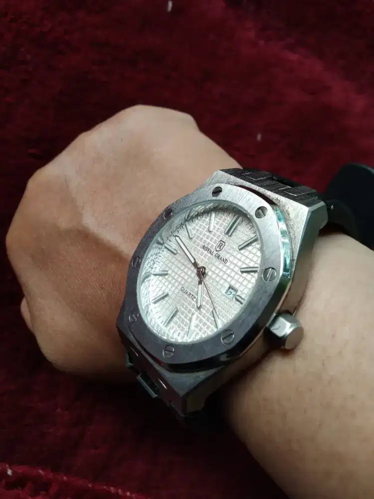 Jam Royal Grand