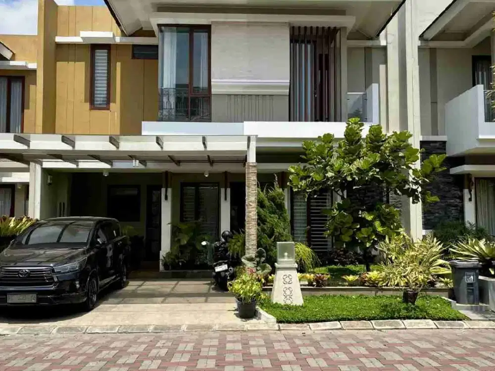 Rumah Mewah Full Furniture Dalam Perumahan Elit dekat Kampus UGM dan sekolah Al Azhar