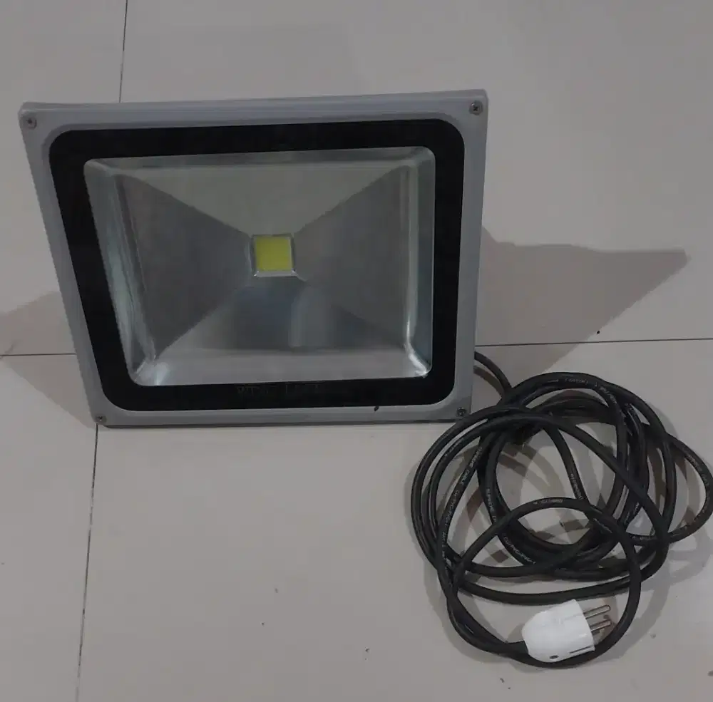 Jual lampu sorot