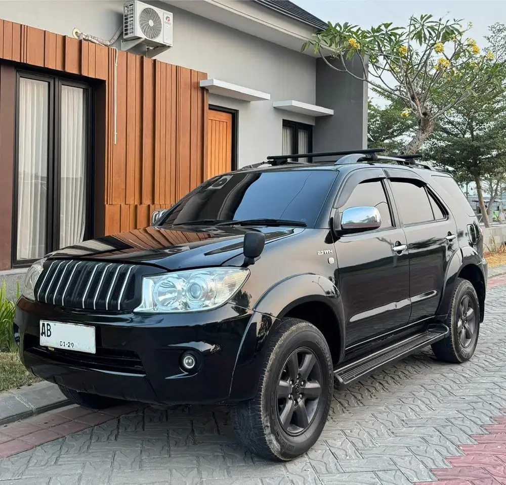 Fortuner 4x4 Type V Matic Tertinggi Istimewa Th 2009
