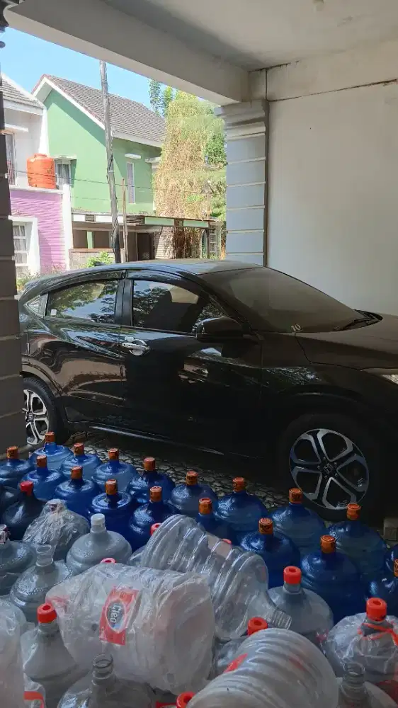 Jual Honda HRV prestige 2015 Hitam