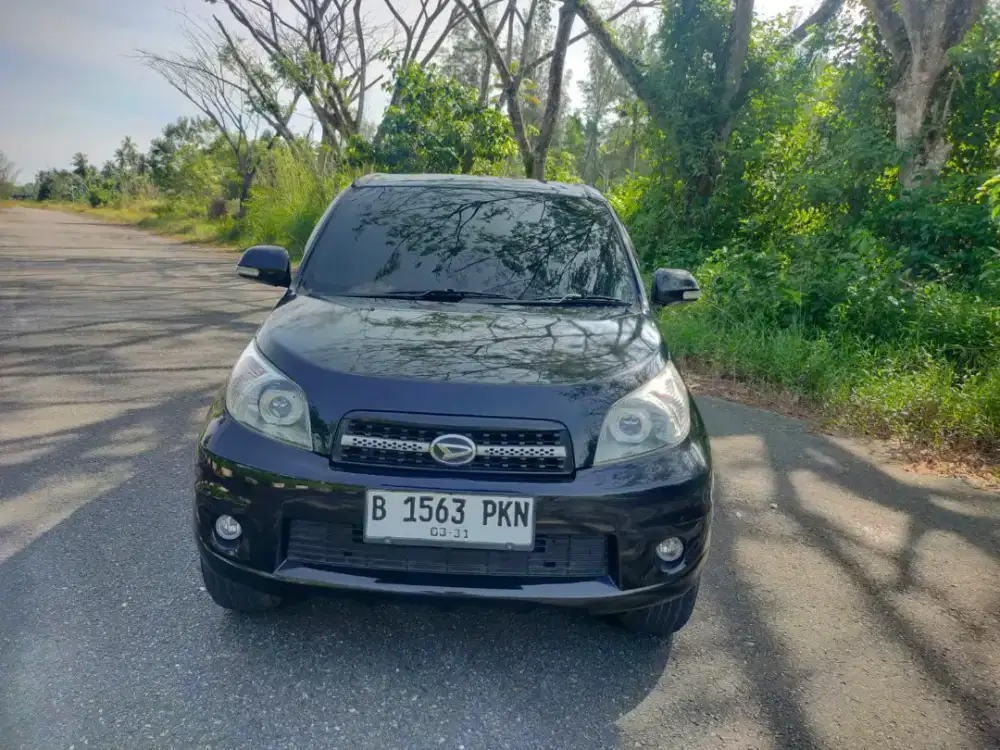 Dijual Daihatsu Terios tahun 2011