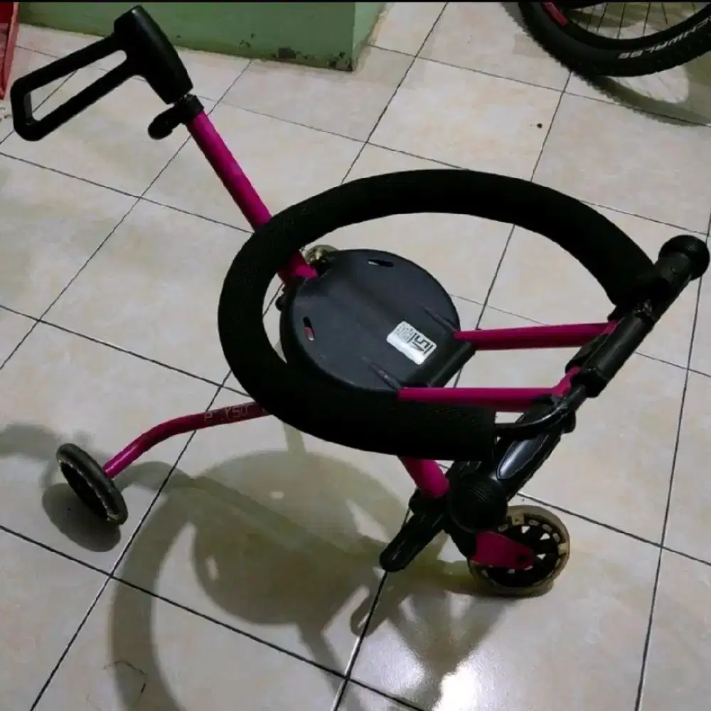 PMB Ezzy Stroller Anak roda 3