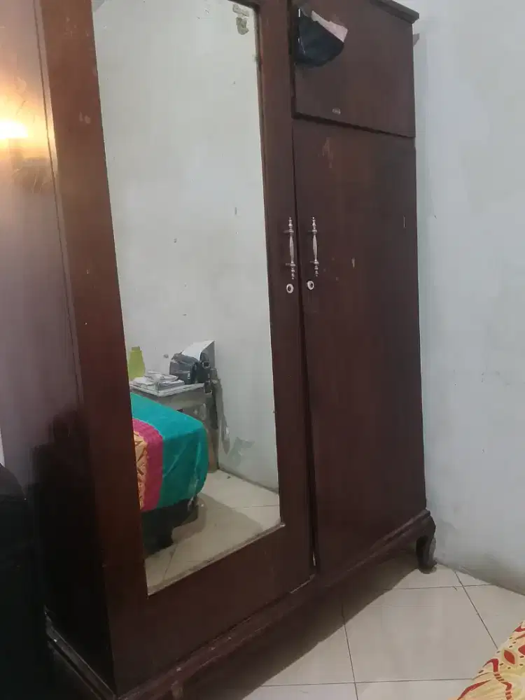 Jual Borongan, lemari jati asli dua pintu, TV SAMSUNG dan lainnya