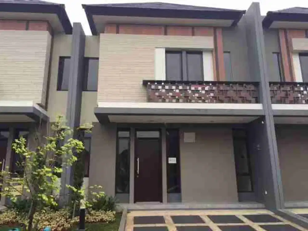 DISEWAKAN RUMAH CLUSTER REGENTOWN BSD SEMI KOMERSIAL