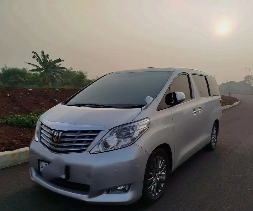 Toyota Alphard 2011 Bensin