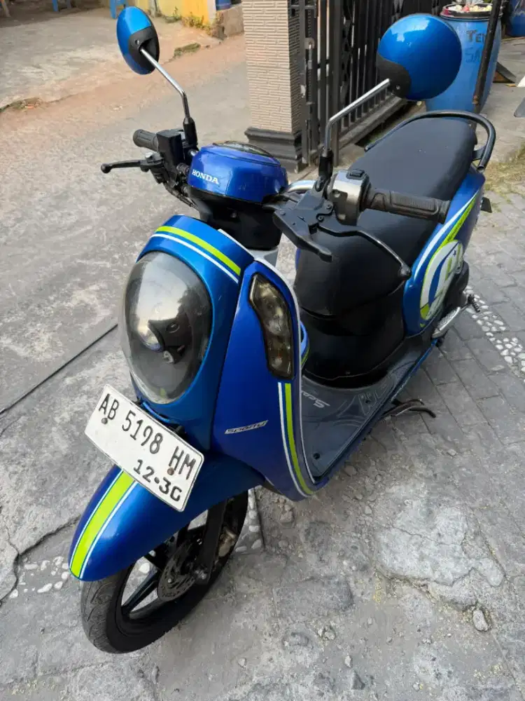 Honda Scoopy esp stater halus THN 2015 plat AB Wonosari