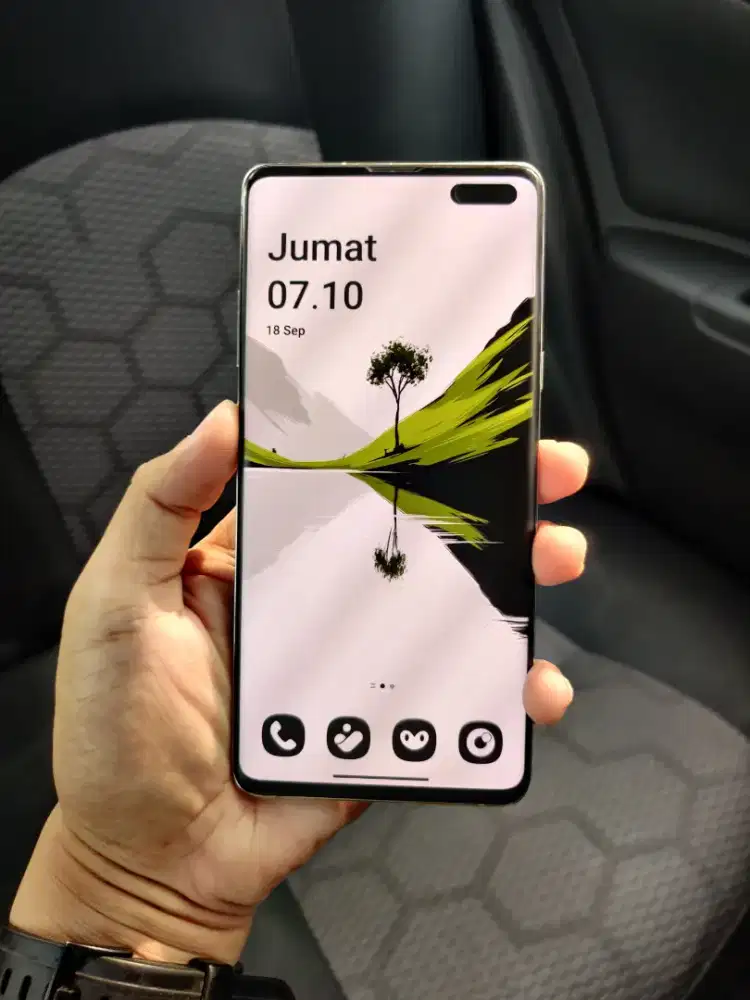 SAMSUNG S10 5G VERSI TERTINGGI 8/256 LANGKA, MULUS NOMINUS BISA TT/BT