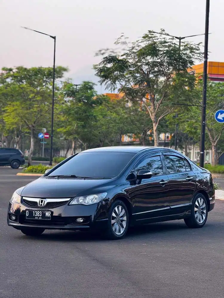 Honda Civic 2010 Bensin