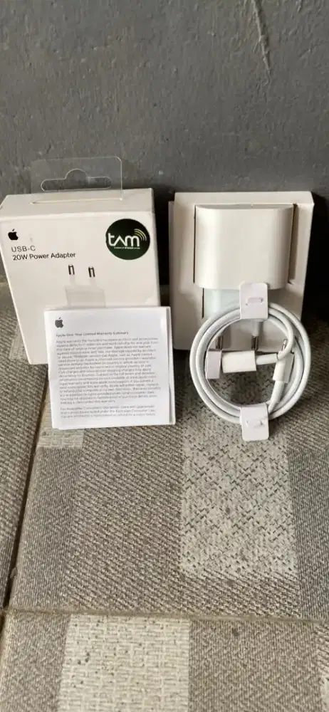 Charger iPhone original 20W C to L