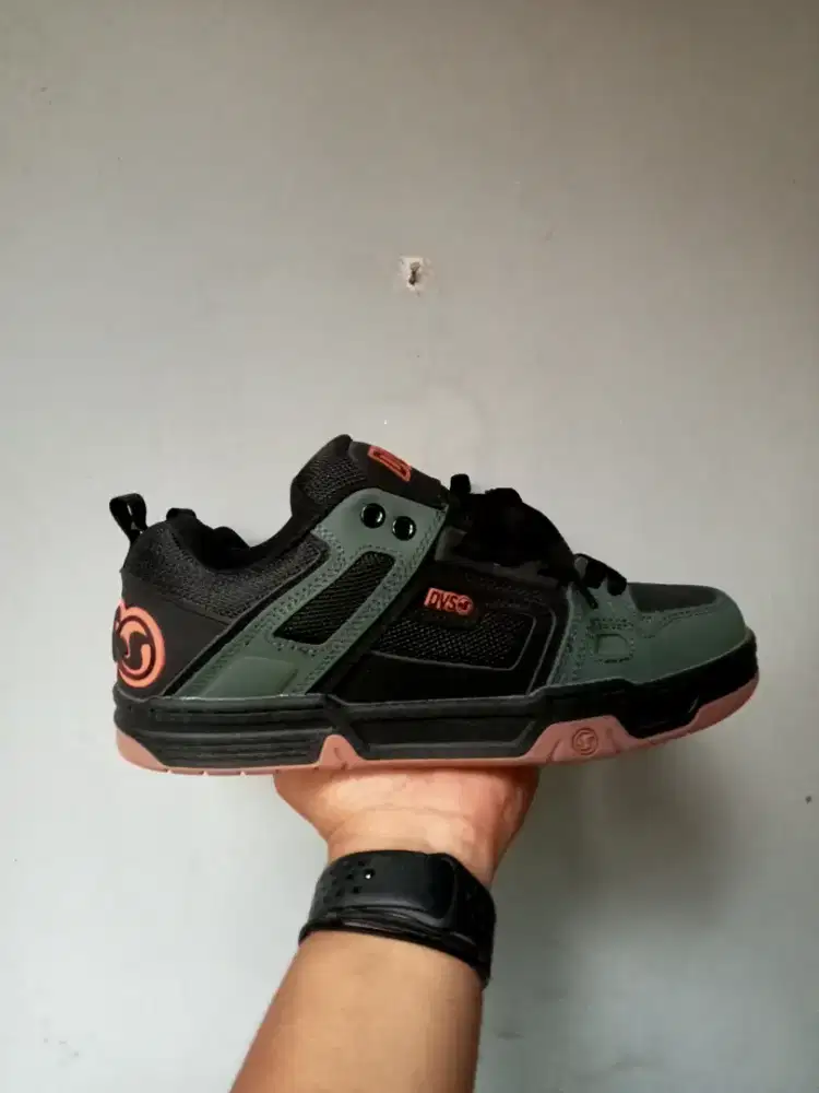 jual sepatu skate DVS comanche black olive green