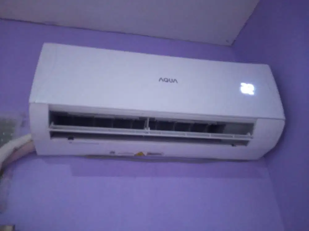 Di Jual Cepat Ac 1PK merk Aqua Freon R32