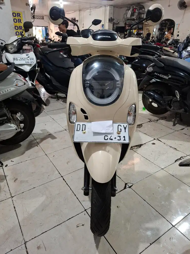 Honda Scoopy 2026 Krem GY