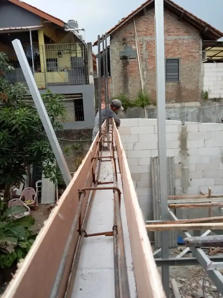 Tukang bangunan