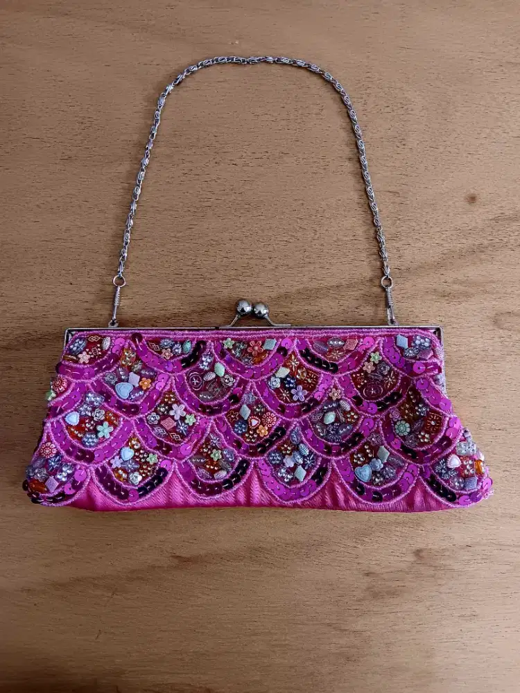Tas Manik-Manik