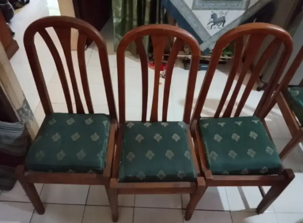 Dijual Kursi Makan (Kayu Jati) 3 buah