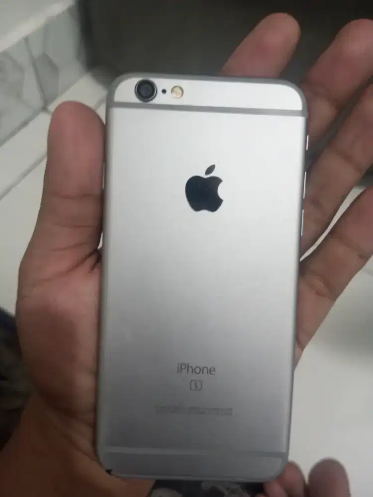 iPhone 6s batangan