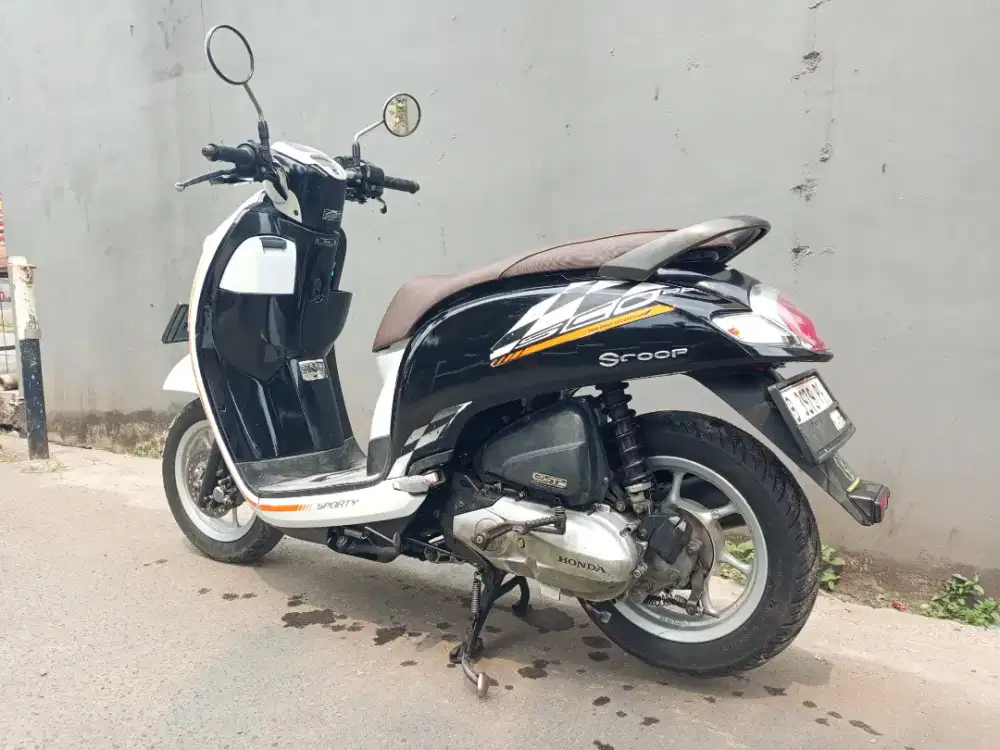 Honda Scoopy tahun 2018 cakep civiti alus