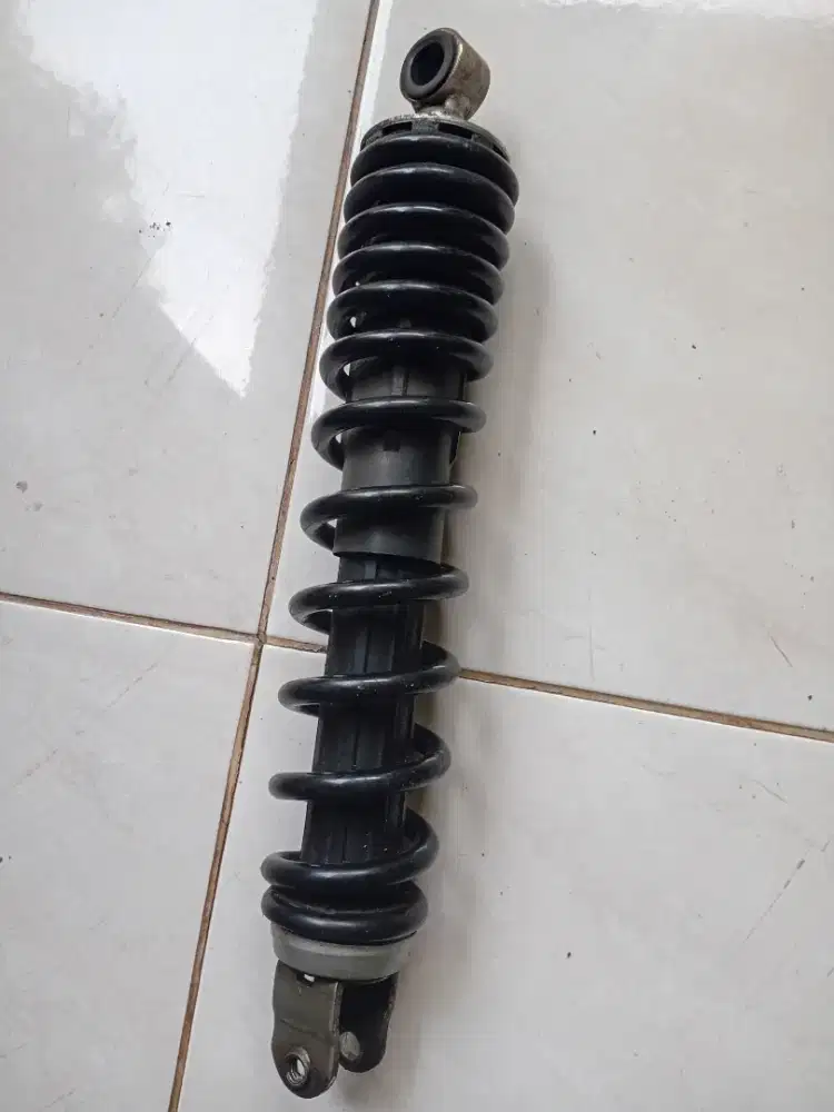 Dijual shockbreaker motor honda