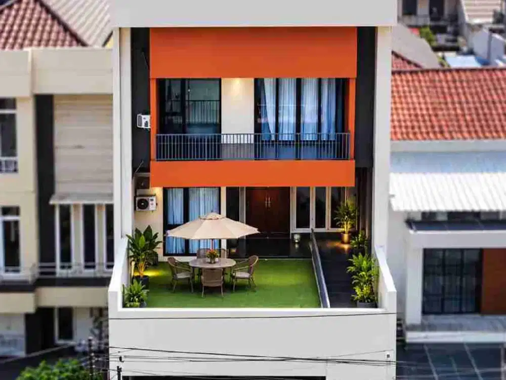DIJUAL RUMAH 4 LANTAI FULLY FURNISHED – PULOMAS JAKARTA TIMUR