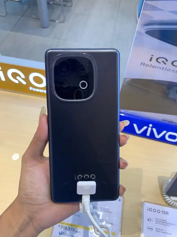 iQOO Neo10 12GB|256GB(BISA CICILAN TANPA KARTU KREDIT)