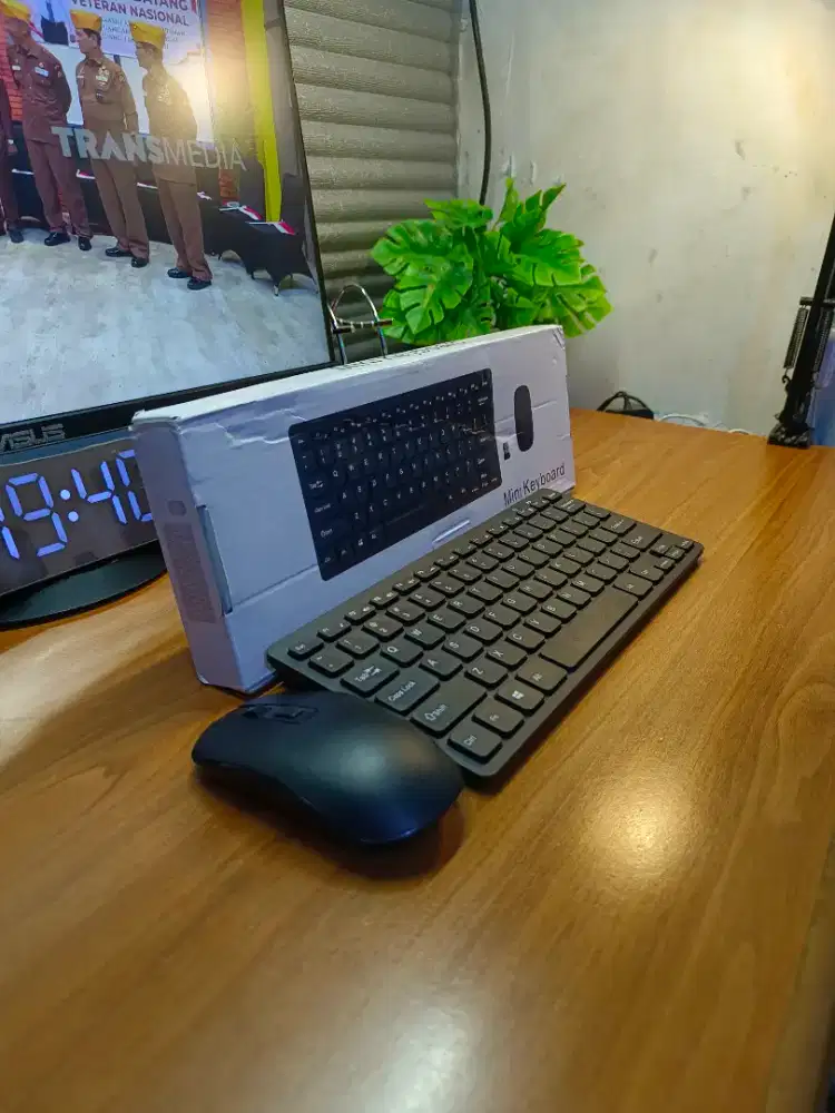 Keyboard mouse wireless
