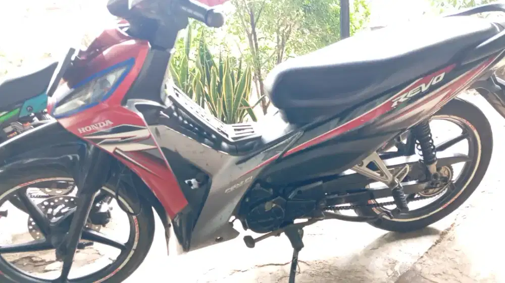 Revo Fi 2015 original cuma spion doank yg ud diganti