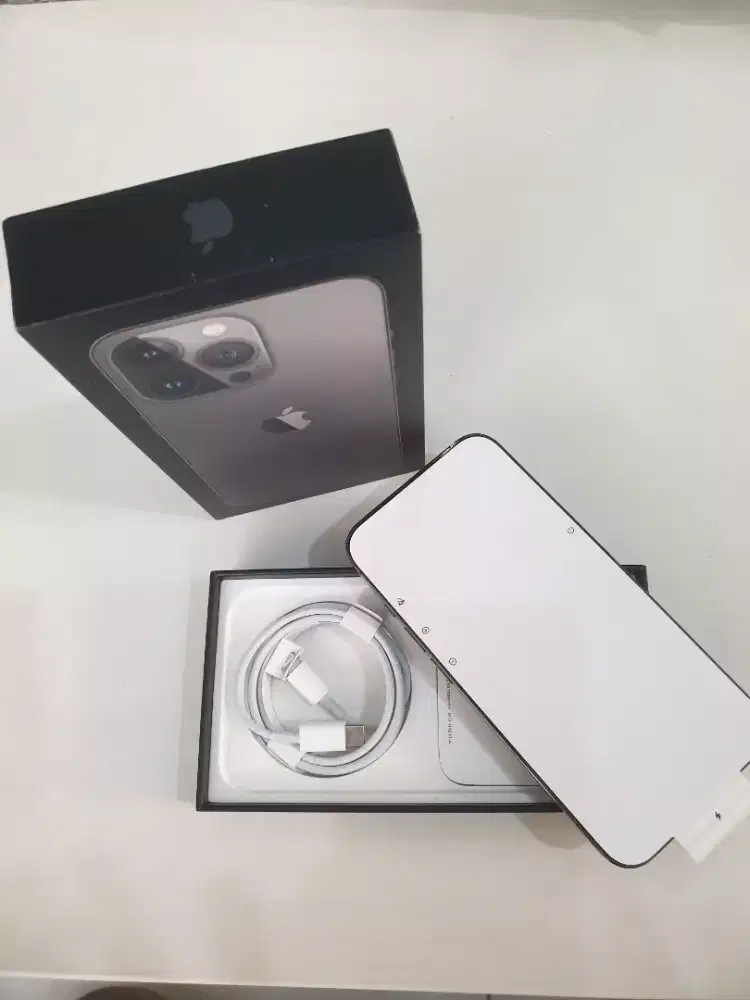 Iphone 13 Pro 128 like new
