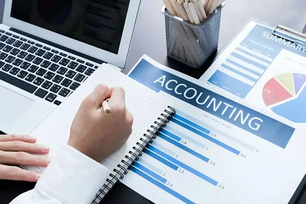 Staff accounting and tax