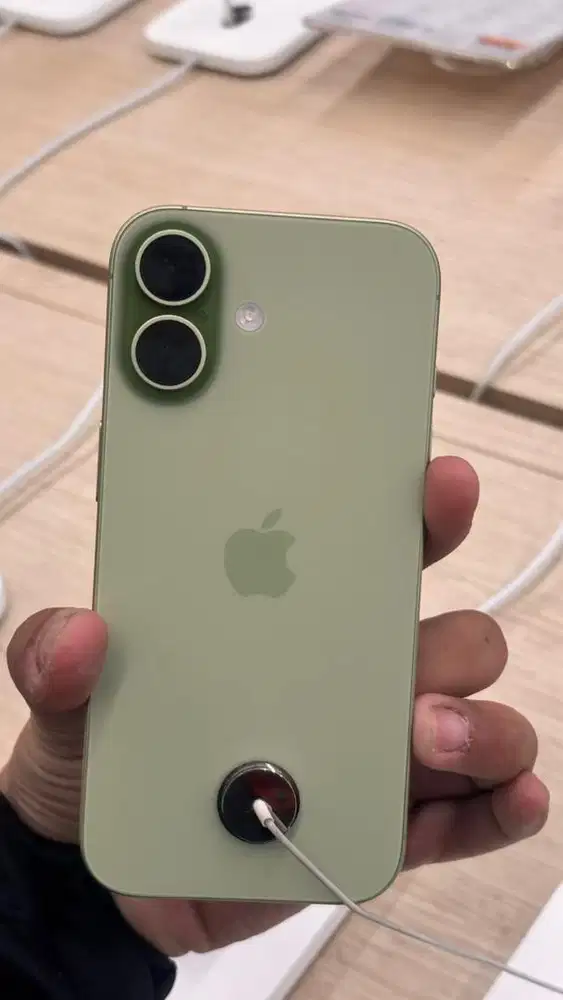 iPhone 17 Sage 256 ( CICILAN TANPA DP )