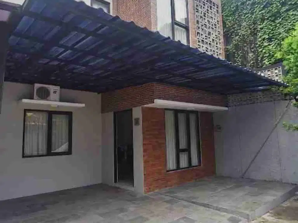 Dijual rumah Jl Beruang sektor 3 A Bintaro Tangerang Selatan