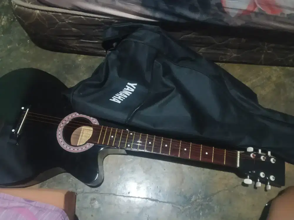 Jual gitar yamaha g-325 + bonus tas gitar