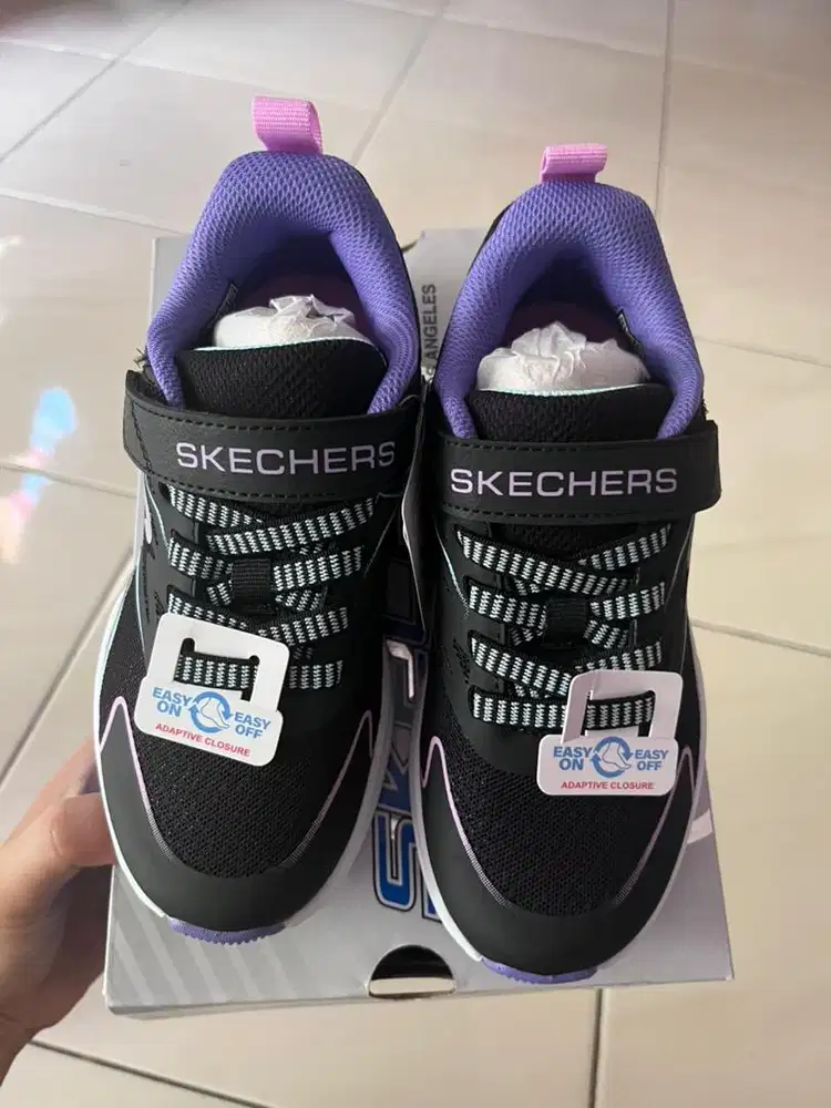 Skechers baru ukuran 30