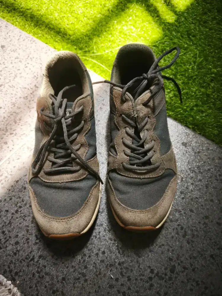 SEPATU EIGER Lapangan Casual