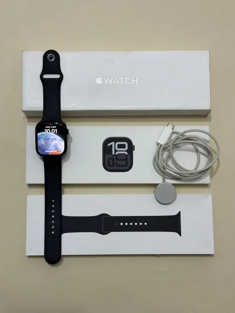 Apple Watch Series 10 46mm - Jet Black - Resmi Indo