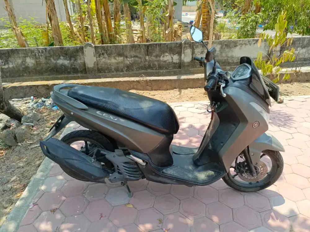 Di jual motor Lexi