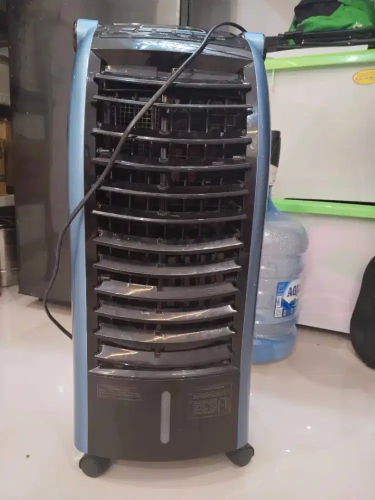 Air conditioner water