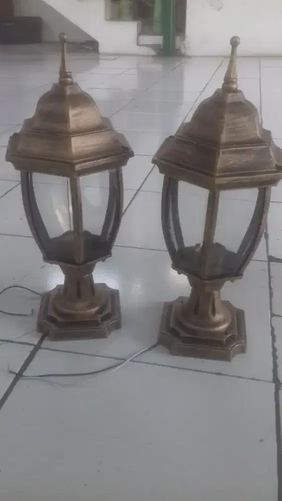 Lampu hias taman/pilar